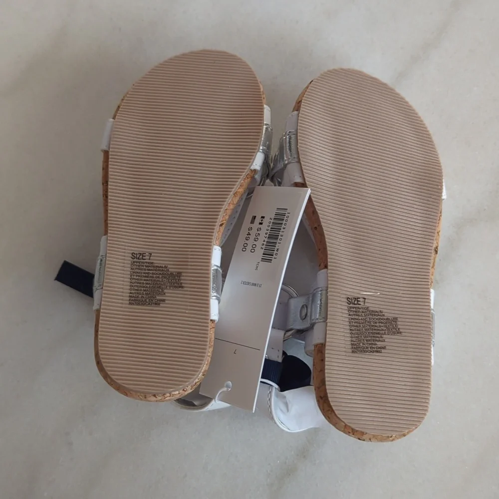 NWT Janie and Jack White and Silver Sandals - Picture 4 of 5